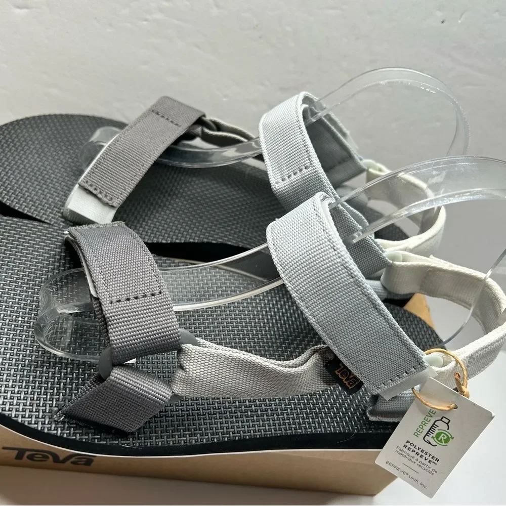 Teva Gray and White Sandals men’s 9 original universal ankle strap athletic
